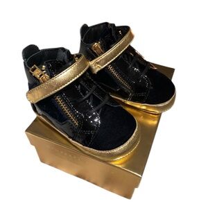 Giuseppe Zanotti Kids Black and Gold Patent High-Top Sneakers